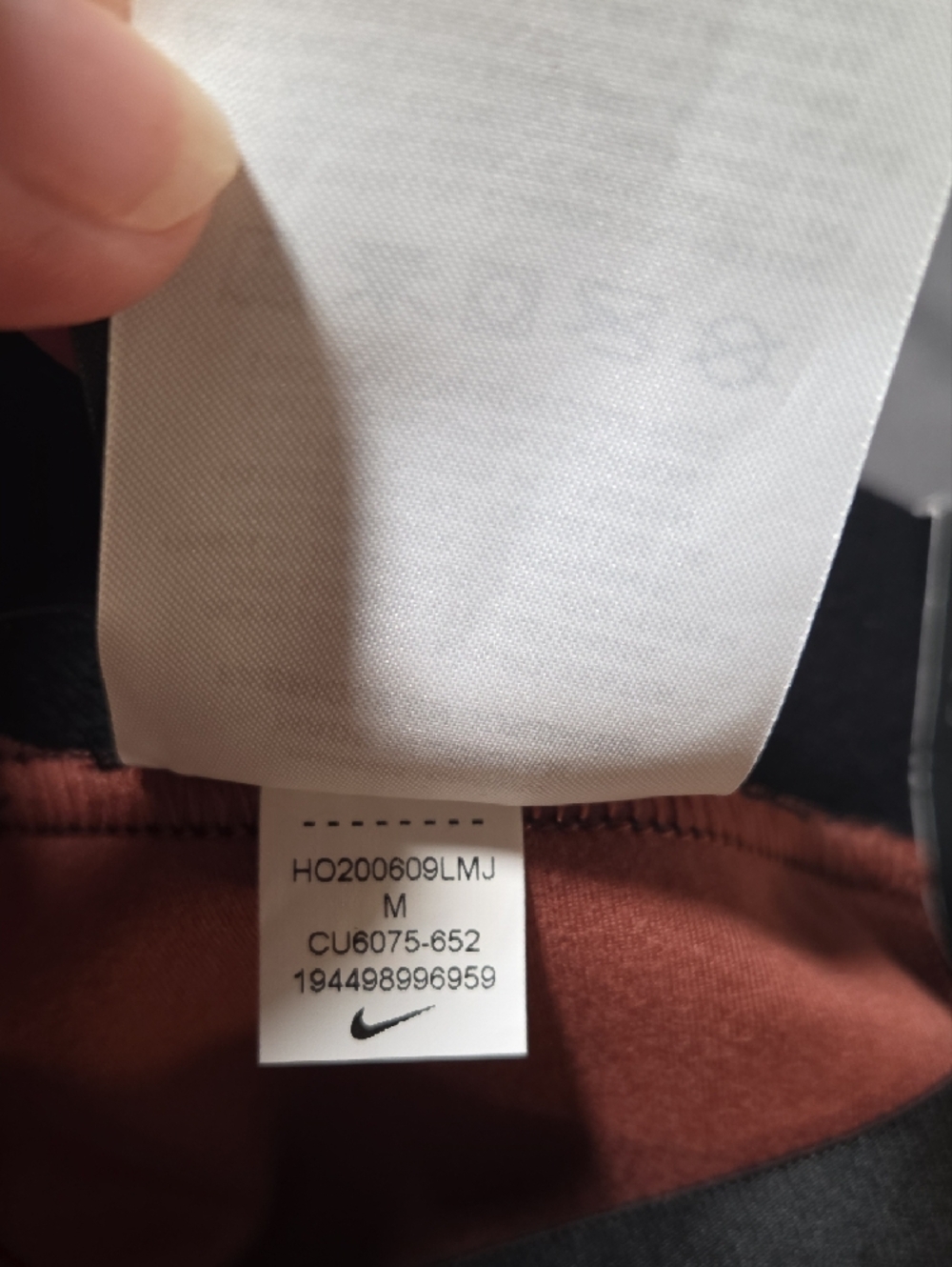 Nike Rust Salmon Leggings with Gold Swoosh - Picture 3 of 6